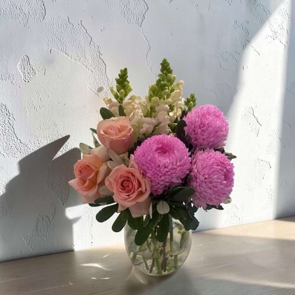 Balls of Beauty | Vase of Beautiful Fresh Flowers | Preserved Fleurs Mornington