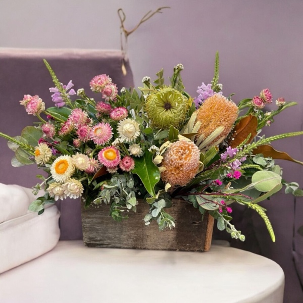 Paper Daisy Delight | Timber Box of Native Flowers | Preserved Fleurs